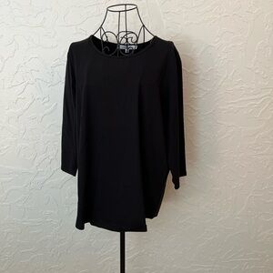 The Main Street Exchange Top with 3/4 Sleeves and curved hem line